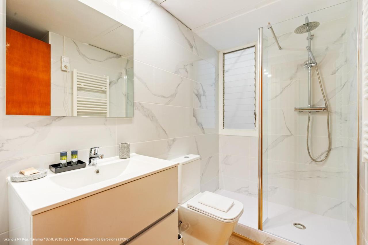 Flateli Pelayo 3 Apartman Barcelona Kültér fotó